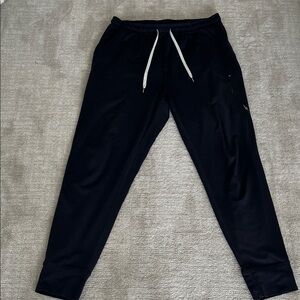 Vuori Men's Navy Jogger Pants